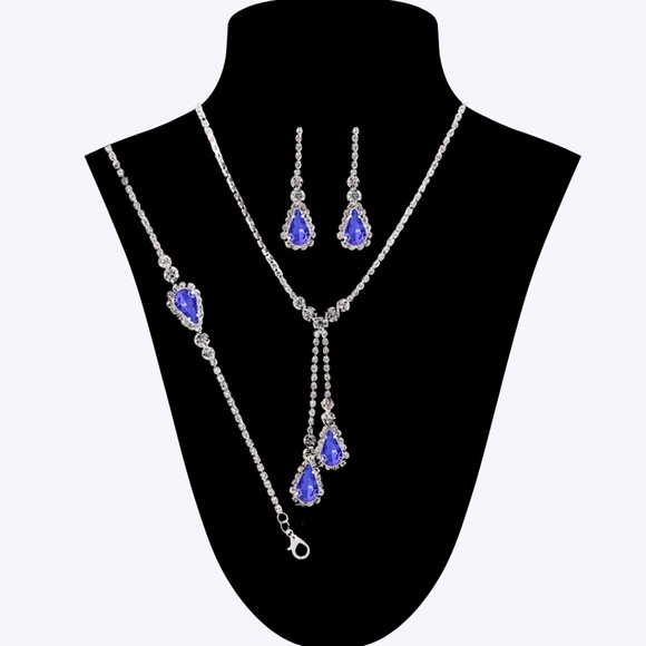 NEW and Fabulous! A Sapphire Blue Silver Teardrop Lariat 3PC Set - Picture 1 of 2